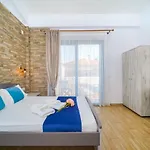 Διαμέρισμα Mikres Kyklades