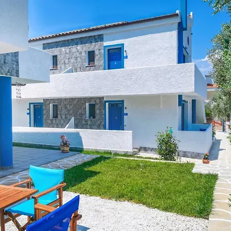 Mikres Kyklades * Skala Potamia (Thasos)